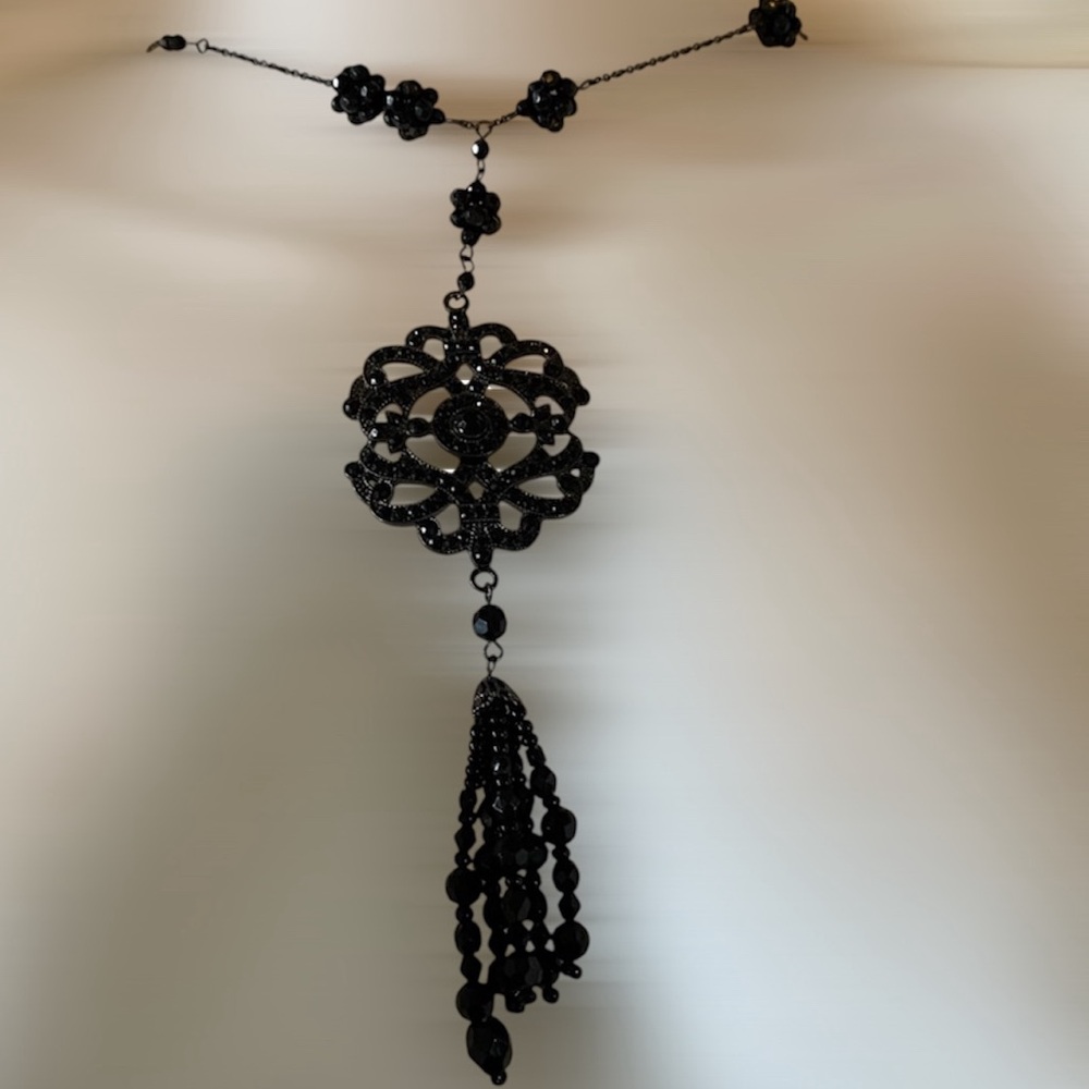 Lia Sophia retired black beaded tassel choker necklace pendant vintage